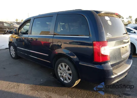 2013 Chrysler Town & Country Touring z USA, uszkodzony, nr VIN 2C4RC1BG2DR512286